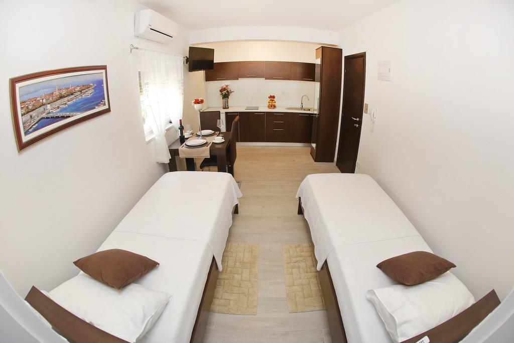 Deluxe Mkc Apartments Zadar Exterior foto