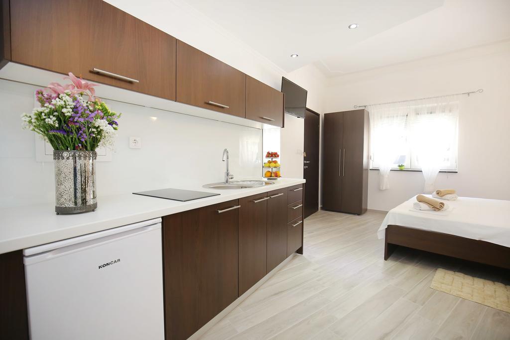 Deluxe Mkc Apartments Zadar Exterior foto